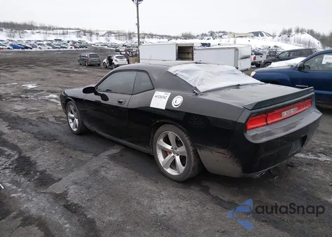 2010 Dodge Challenger Srt8 z USA, uszkodzony, nr VIN 2B3CJ7DW2AH103484